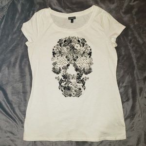 Express skull shirt